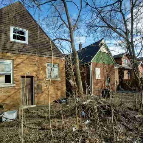 15045 manor (28).jpg